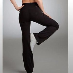 SPANX Flare Leg Black Pants Size Medium